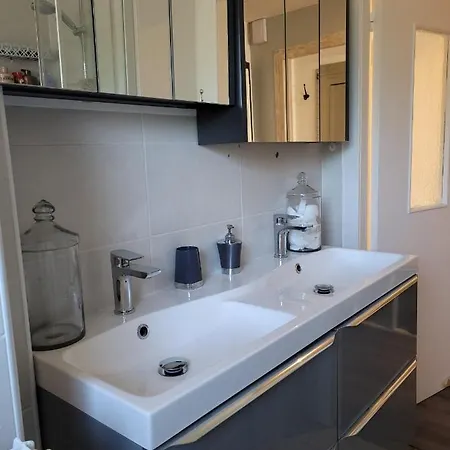 Au Cigogneau Wifi-netflix-balcon-parking