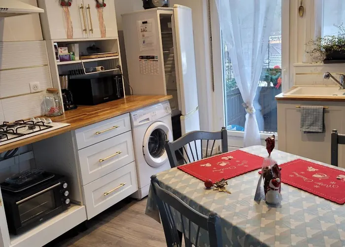 Au Cigogneau Wifi-netflix-balcon-parking *